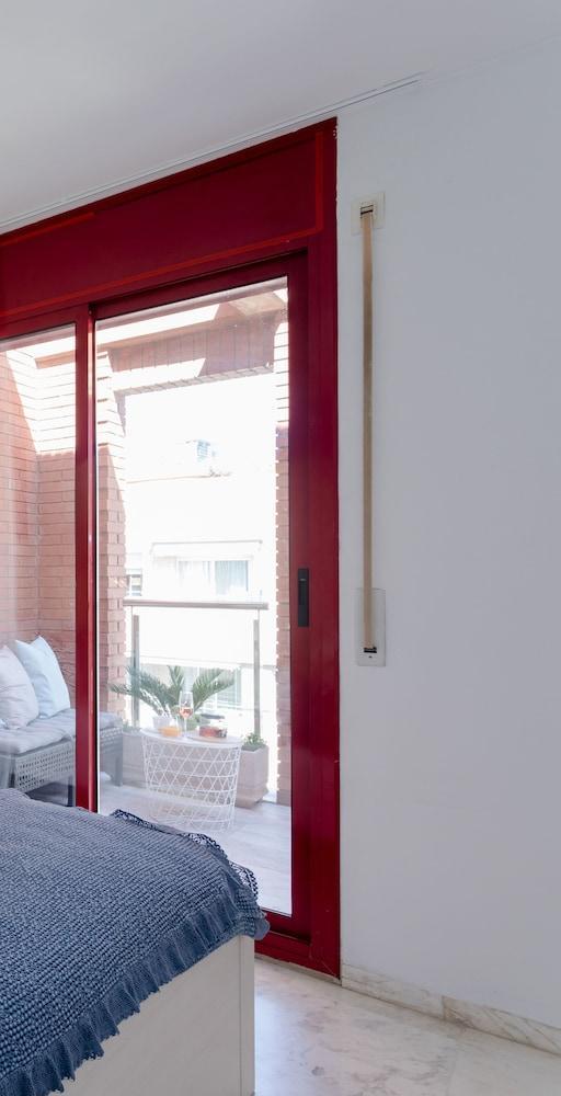 Unique Rentals - Stylish Seafront Duplex برشلونة المظهر الخارجي الصورة